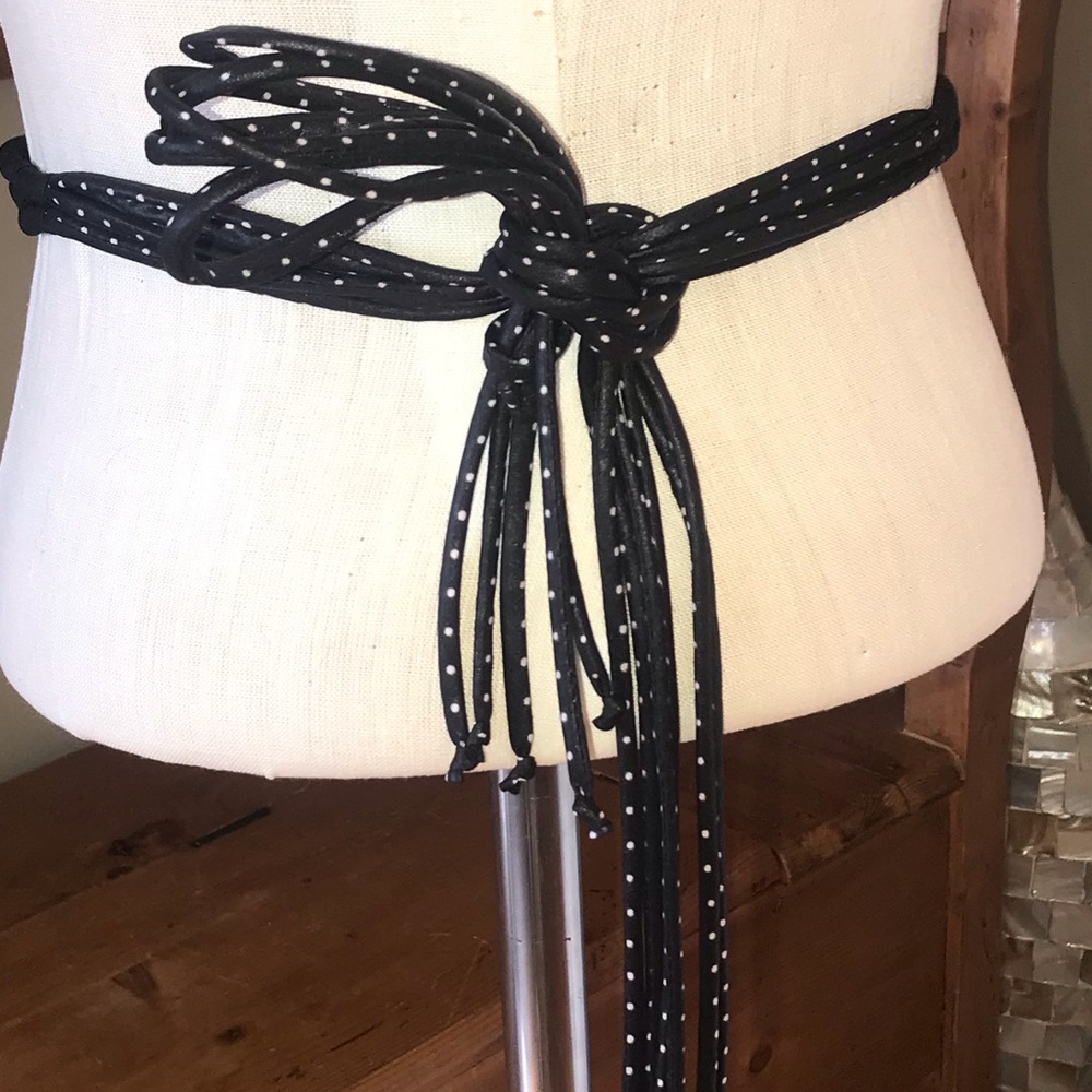 One of a kind, by Vigneri (82) Black Lucite Belt - Picture 5 of 8